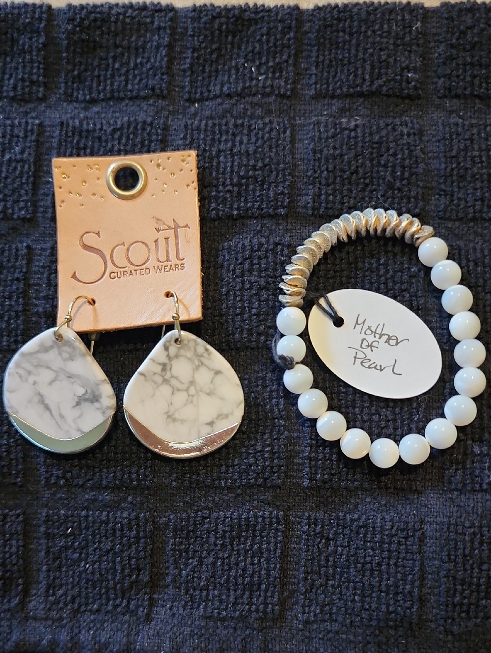 Scout Howlite Gold Dipped Earrings & Mother Of Pearl Bracelet